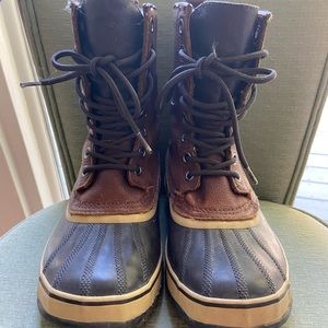 Sorel size 8 snow boots